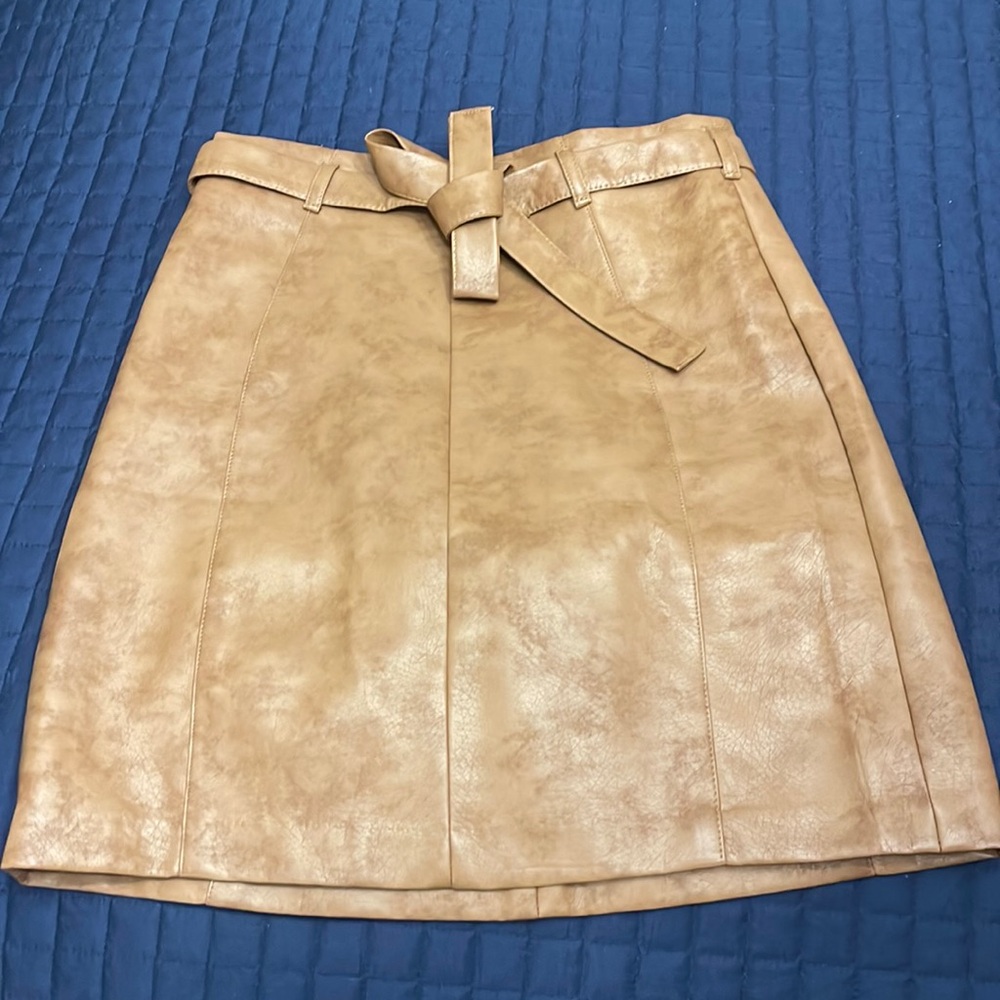 Brown leather skirt with front tie